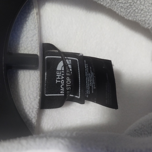 White & gray zip up north face jacket - Picture 3 of 4